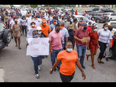 PNP revs up protest for gas tax cap